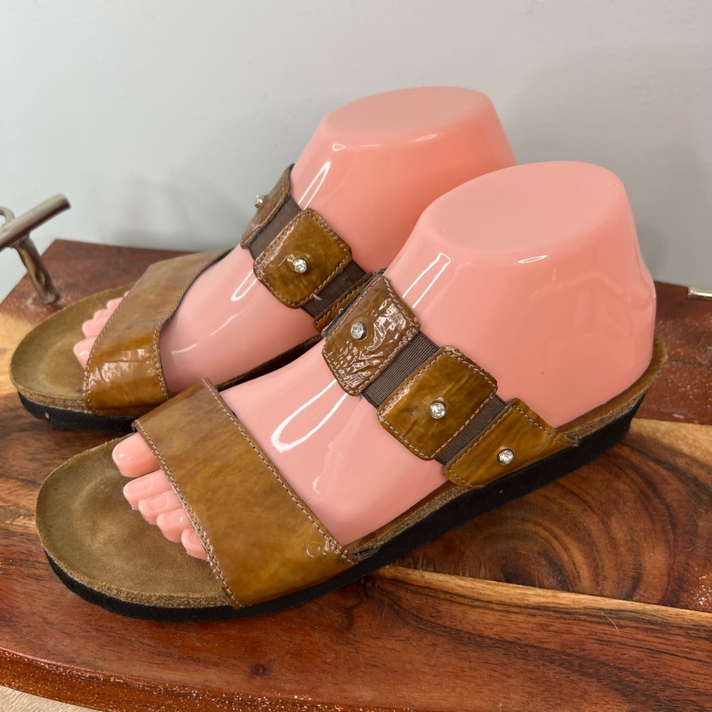 Naot Brown Leather Comfort Sandals Women’s Stud Accents US 9 EU 40 - Picture 4 of 8